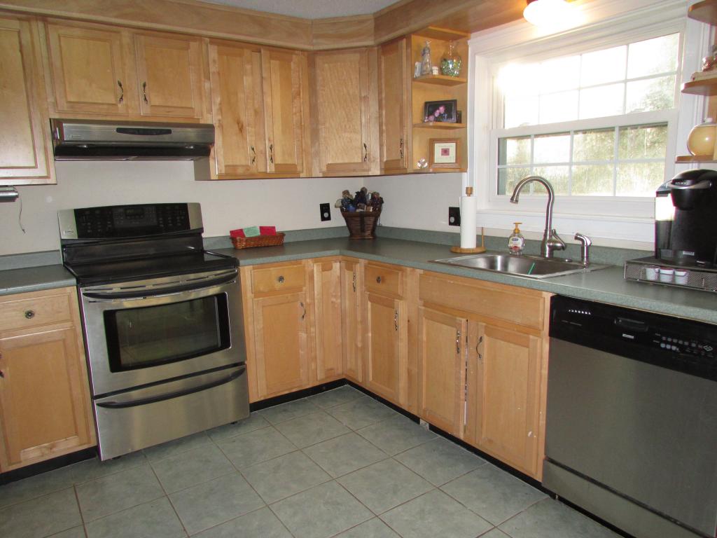 93 East Ridge Road, Unit 93 Merrimack, NH 03054 - Photo 3 of 20