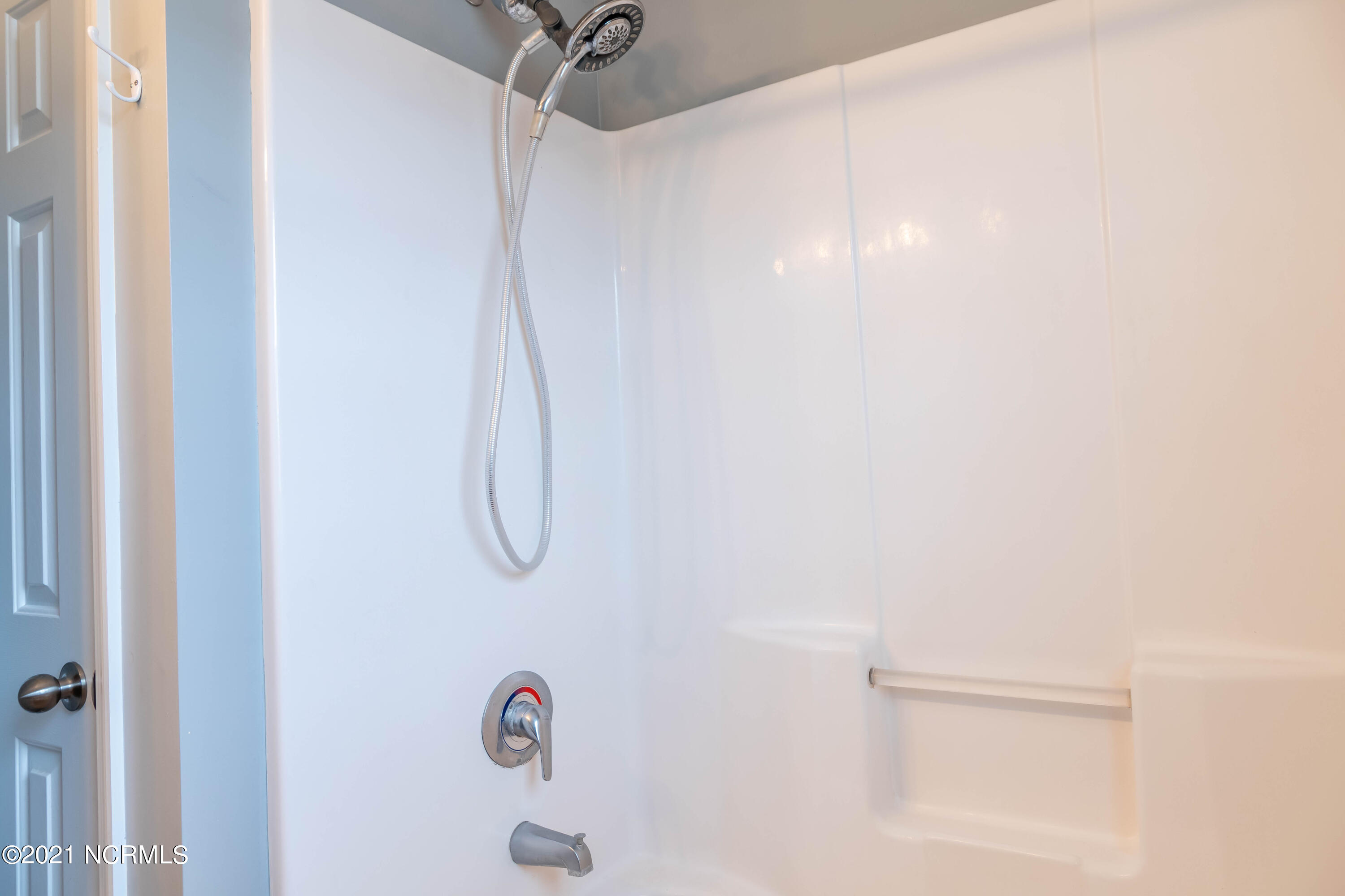 223 Loren Road Hubert, NC 28539 - Photo 12 of 25 Master Bathroom
