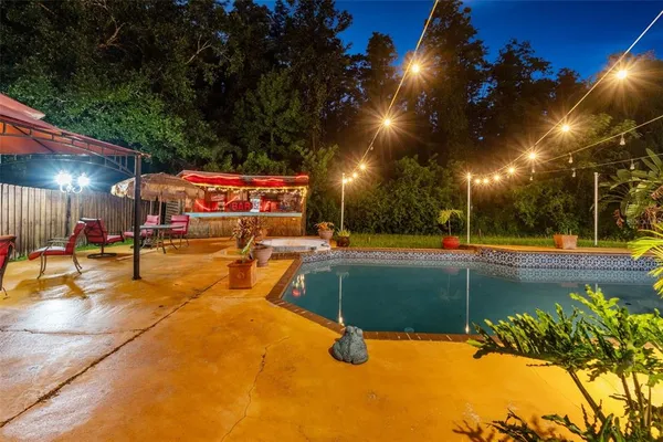 $575,000 | 16502 East Course Drive, Tampa, FL 33624