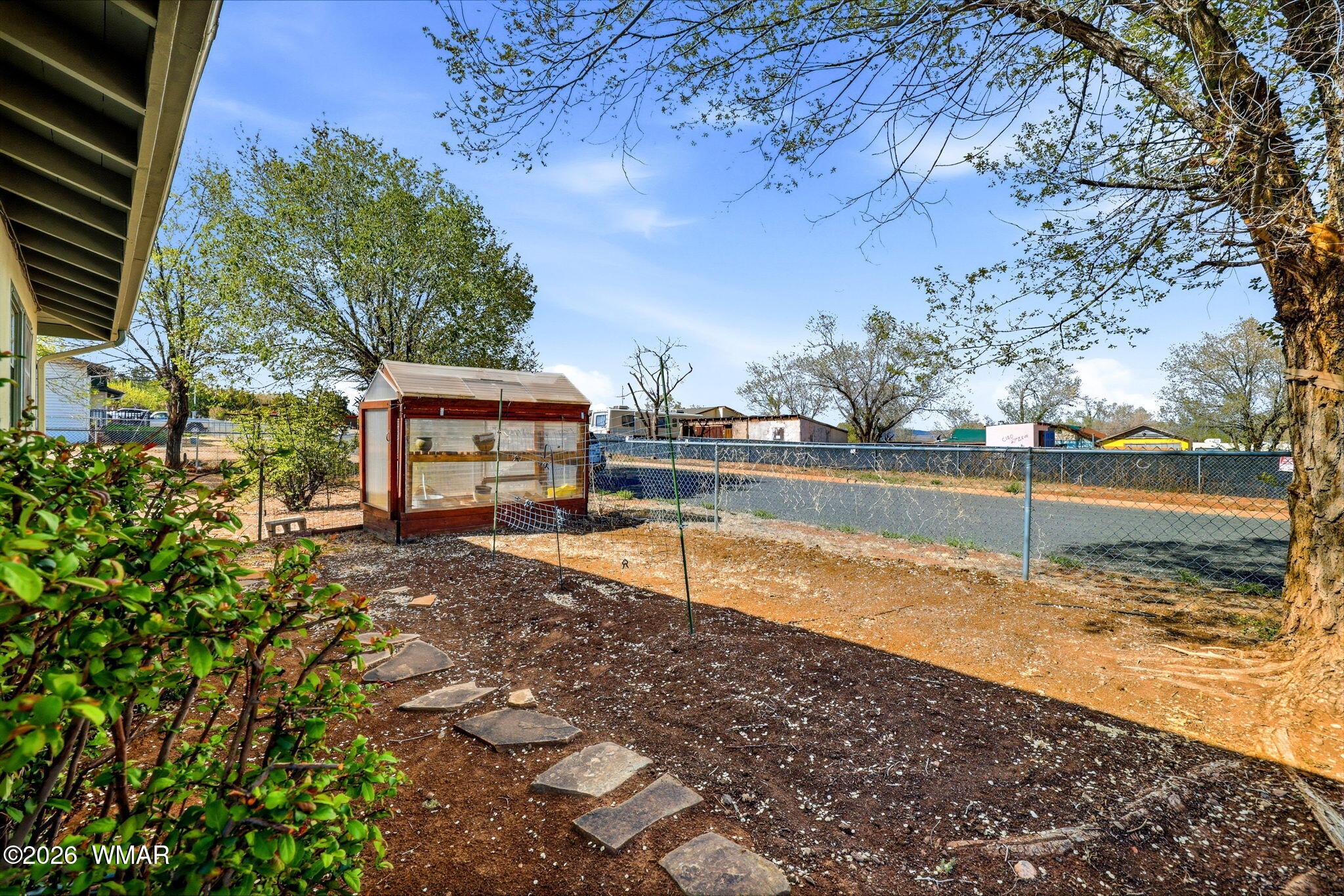 438 East Yaqui Street Springerville, AZ 85938 - Photo 20 of 31 a view of a lake with a yard