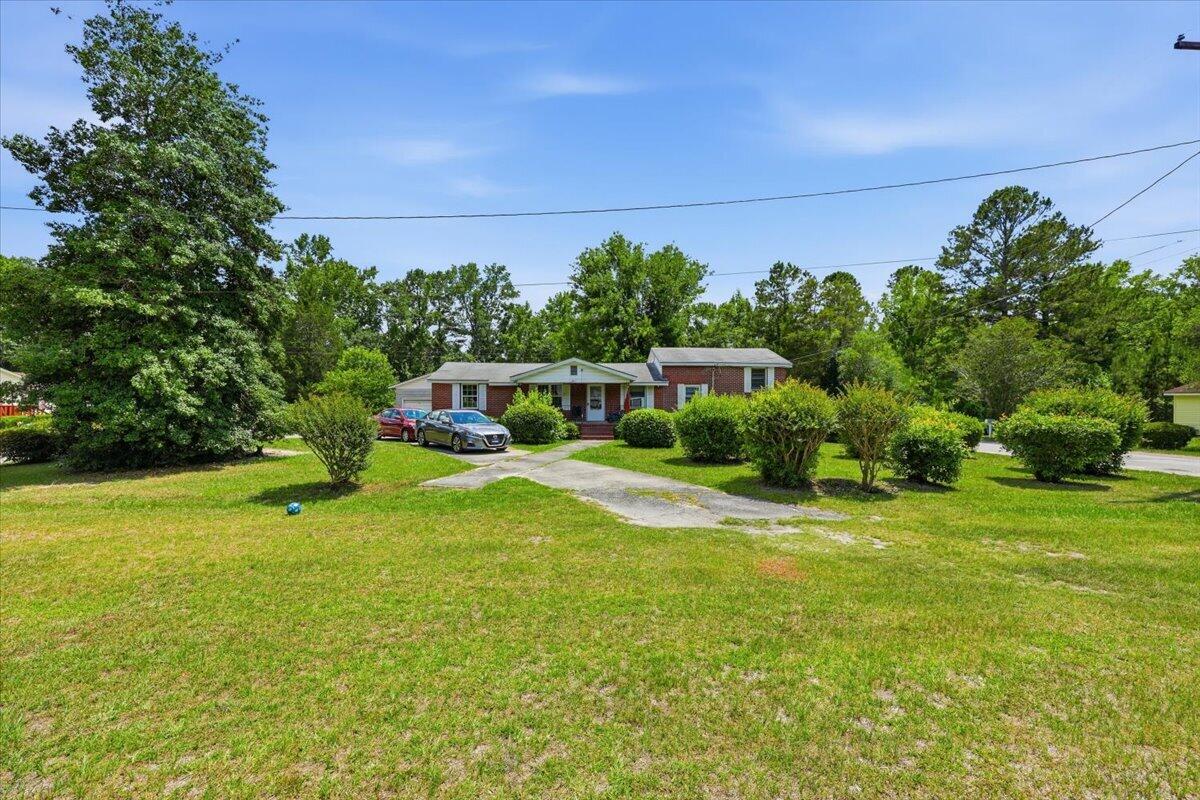 100 Henry Street Bamberg, SC 29003 - Photo 2 of 25 02-100_002