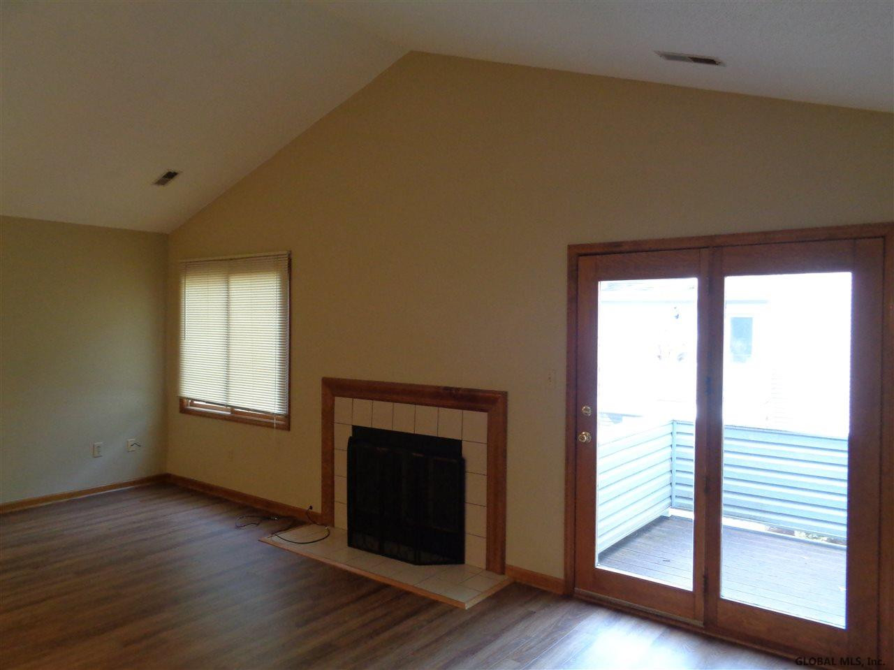 1976 Curry Road Rotterdam, NY 12303 - Photo 2 of 14 Photo 2
