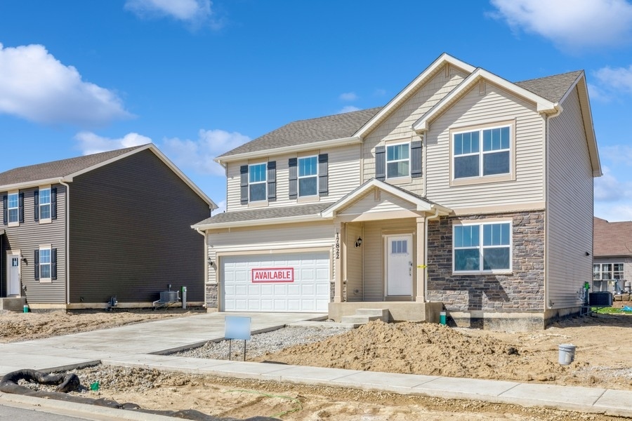 901 Nottingham Road Sycamore, IL 60178 - Photo 2 of 20 Gallery Image 2