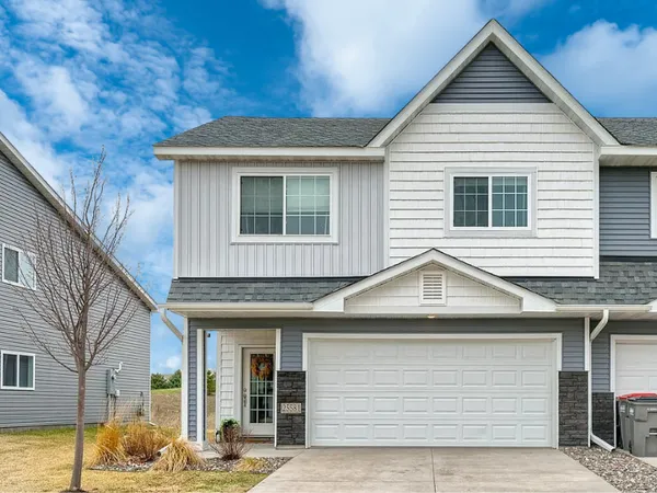 $275,000 | 25581 5th Street West, Zimmerman, MN 55398