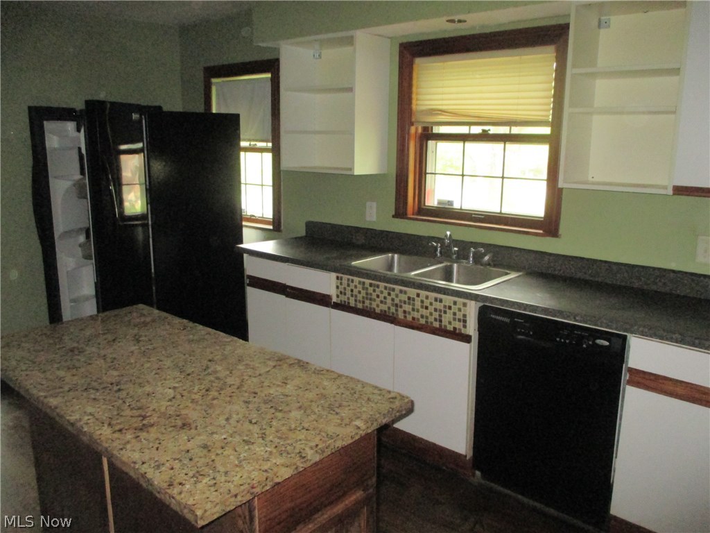 2127 Volney Road Youngstown, OH 44511 - Photo 5 of 13 Gallery Image 5