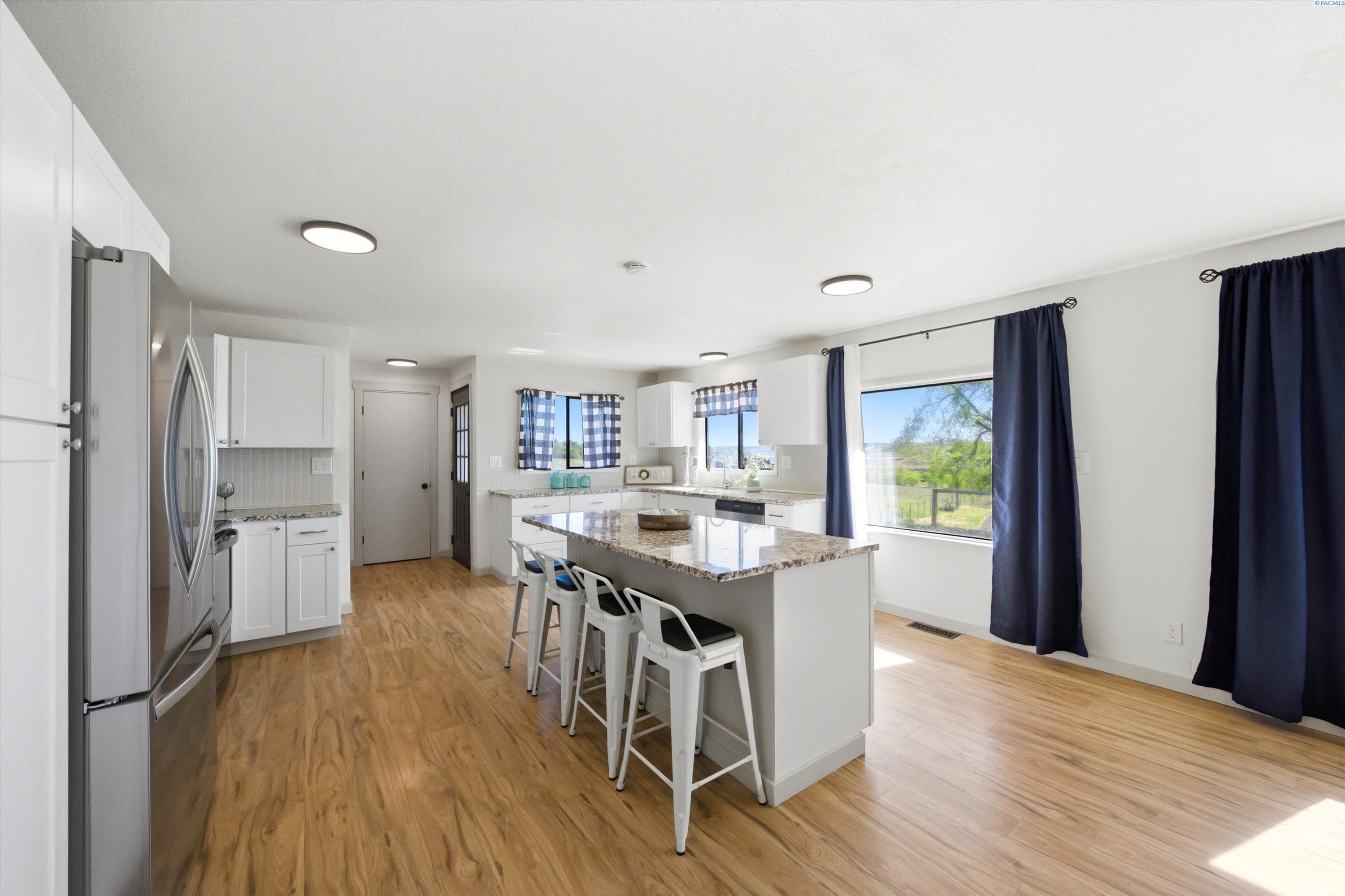 351 Eltopia West Road Eltopia, WA 99330 - Photo 10 of 39 Gallery Image 10