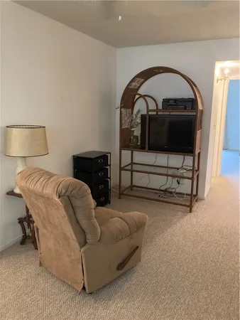 $1,200 | 28 Pine Arbor Lane, Unit 103, Vero Beach, FL 32962