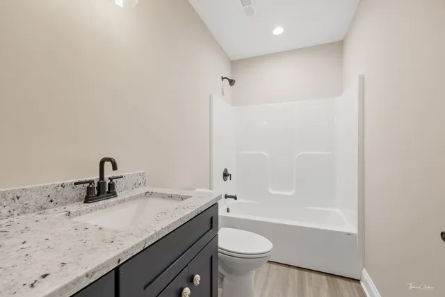 $417,900 | 25200 South Westwind Drive, Channahon, IL 60410