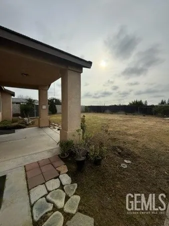 a view of a terrace space