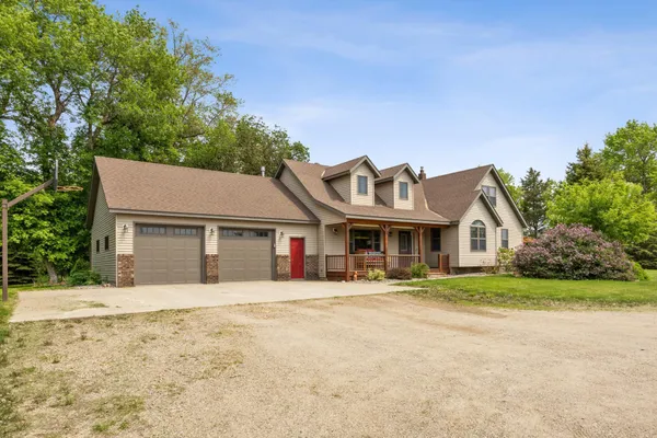 $775,000 | 20482 28th Avenue North, Hawley, MN 56549