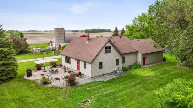$775,000 | 20482 28th Avenue North, Hawley, MN 56549