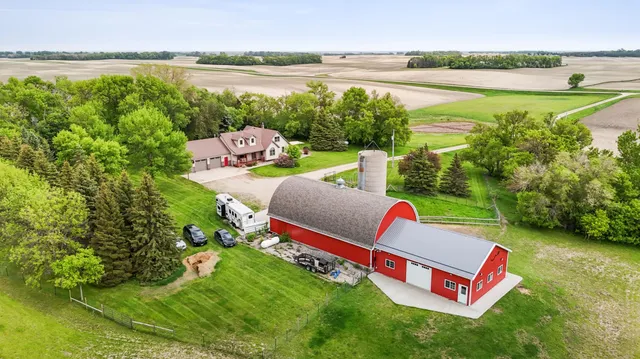 $775,000 | 20482 28th Avenue North, Hawley, MN 56549