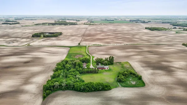 $775,000 | 20482 28th Avenue North, Hawley, MN 56549