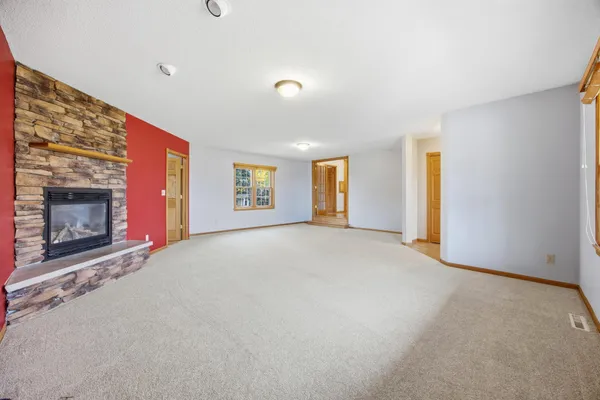 $775,000 | 20482 28th Avenue North, Hawley, MN 56549