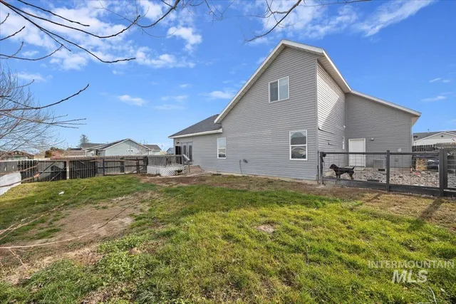 $385,000 | 449 Feather Avenue, Twin Falls, ID 83301