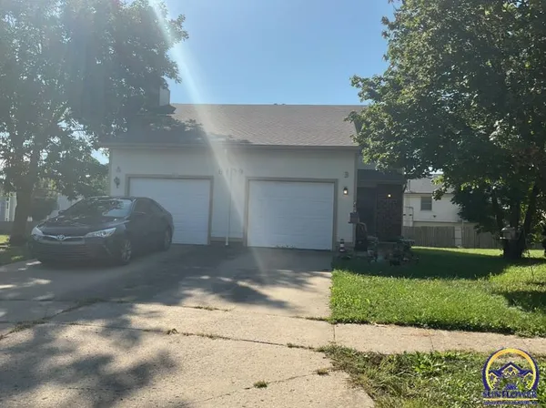 $1,500,000 | 6109-6111 Southwest 26th Court, Topeka, KS 66614