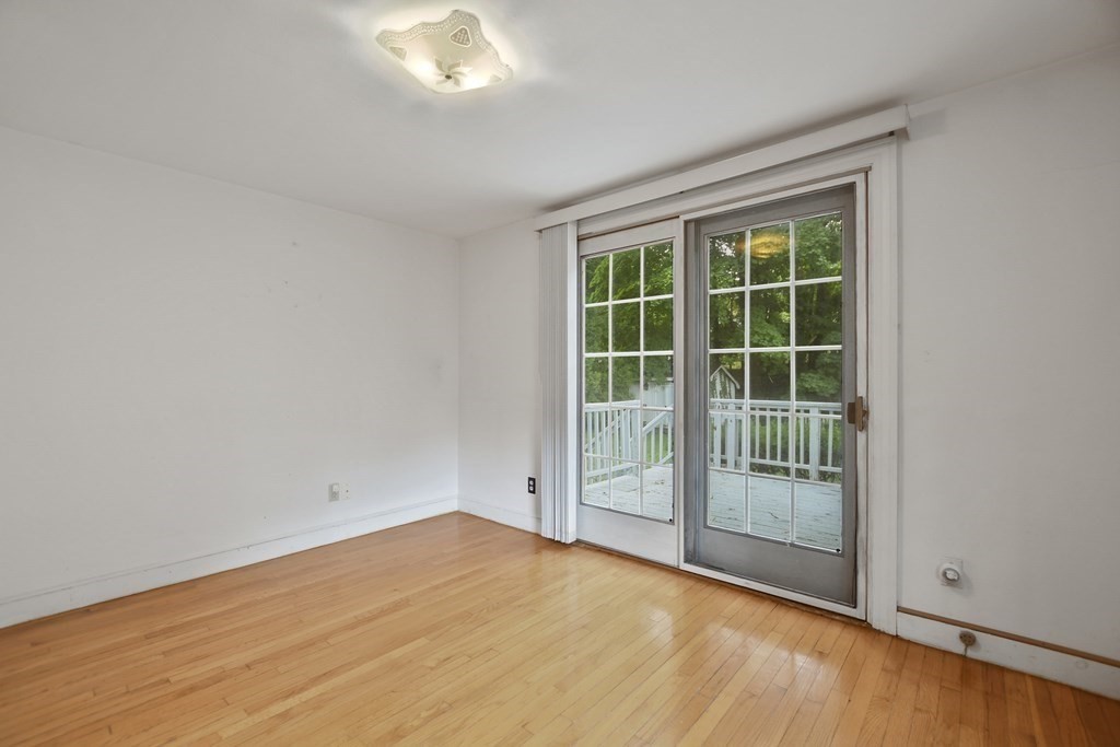 22 Sanderson Road Waltham, MA 02451 - Photo 18 of 39