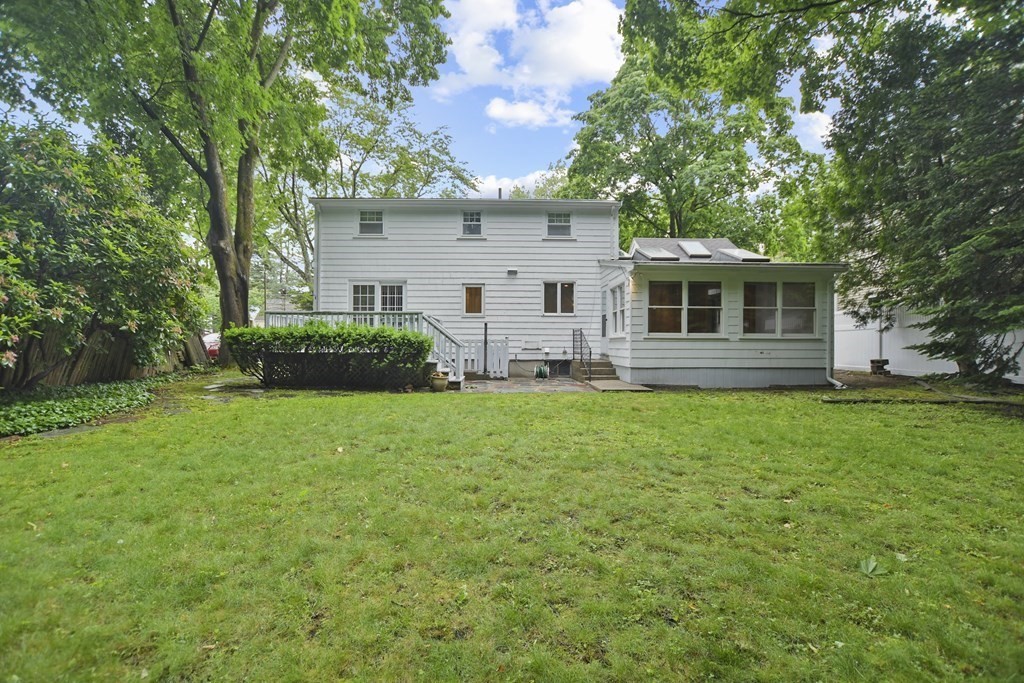 22 Sanderson Road Waltham, MA 02451 - Photo 33 of 39