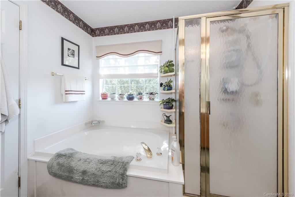 2724 Yarrow Road Charlotte, NC 28213 - Photo 14 of 19