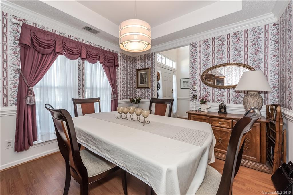 2724 Yarrow Road Charlotte, NC 28213 - Photo 5 of 19