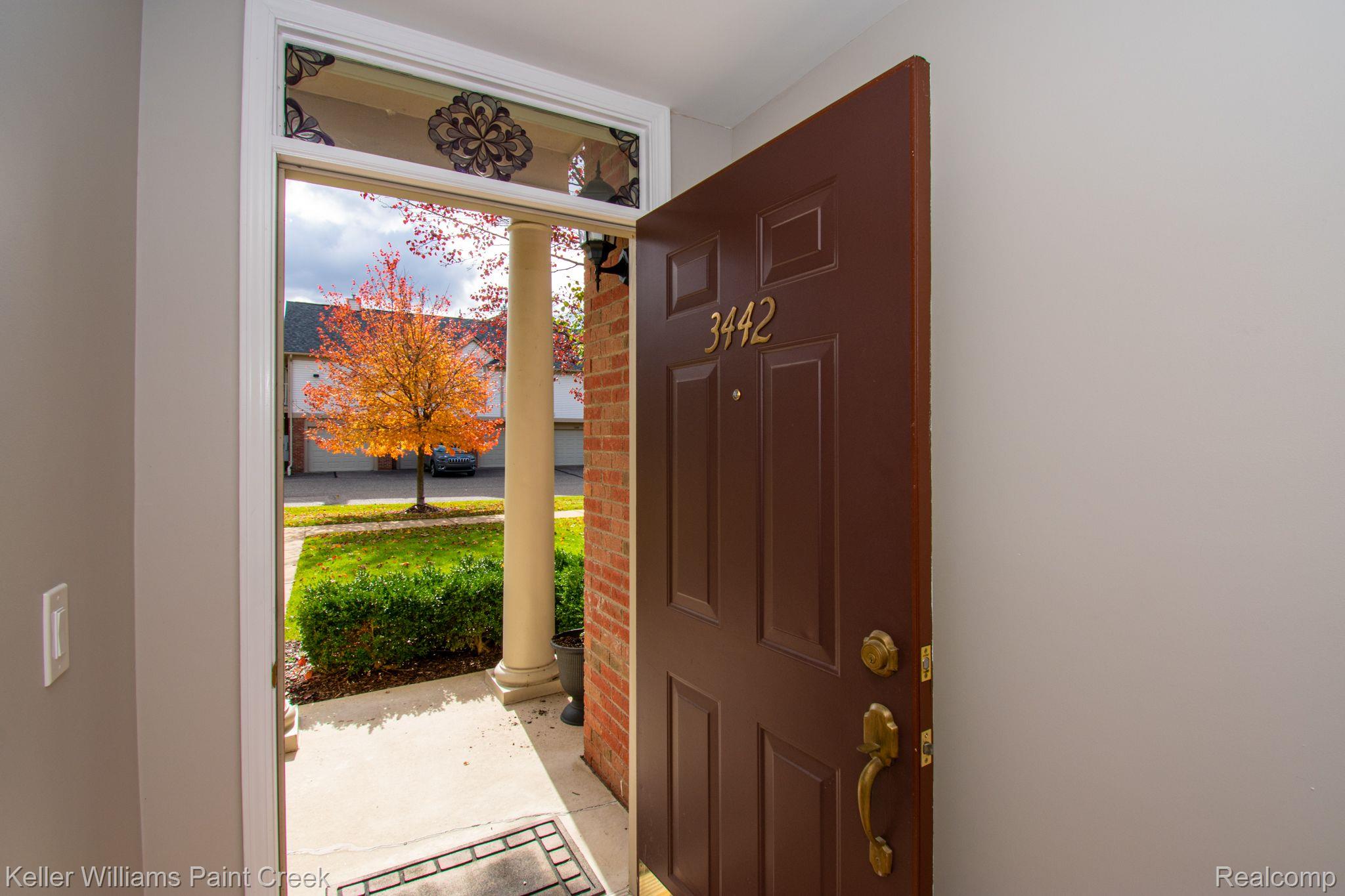 3442 Tremonte Circle Rochester, MI 48306 - Photo 3 of 17 Gallery Image 3