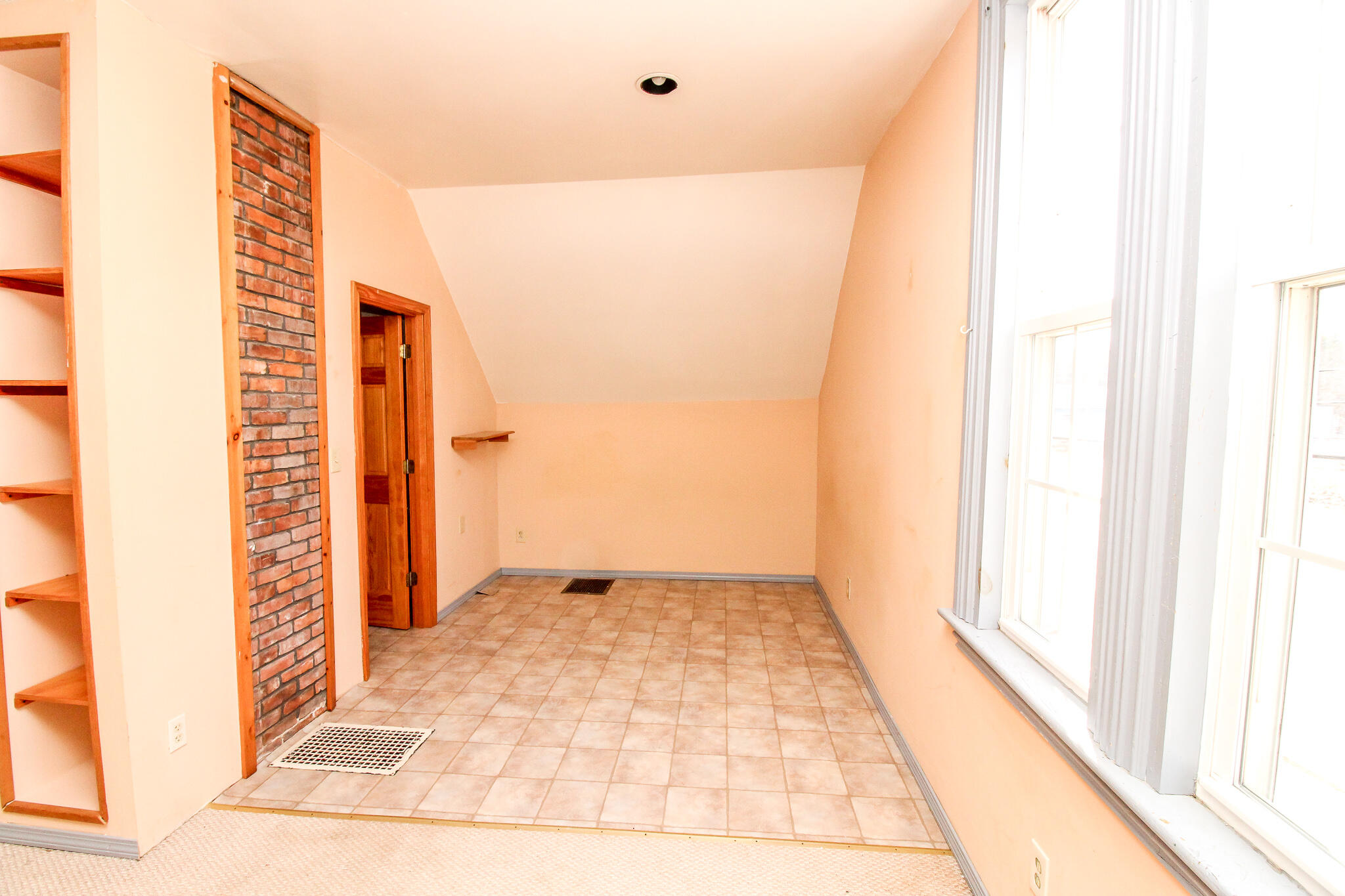 27 Hudson Road Bangor, ME 04401 - Photo 45 of 68 IMG_0005