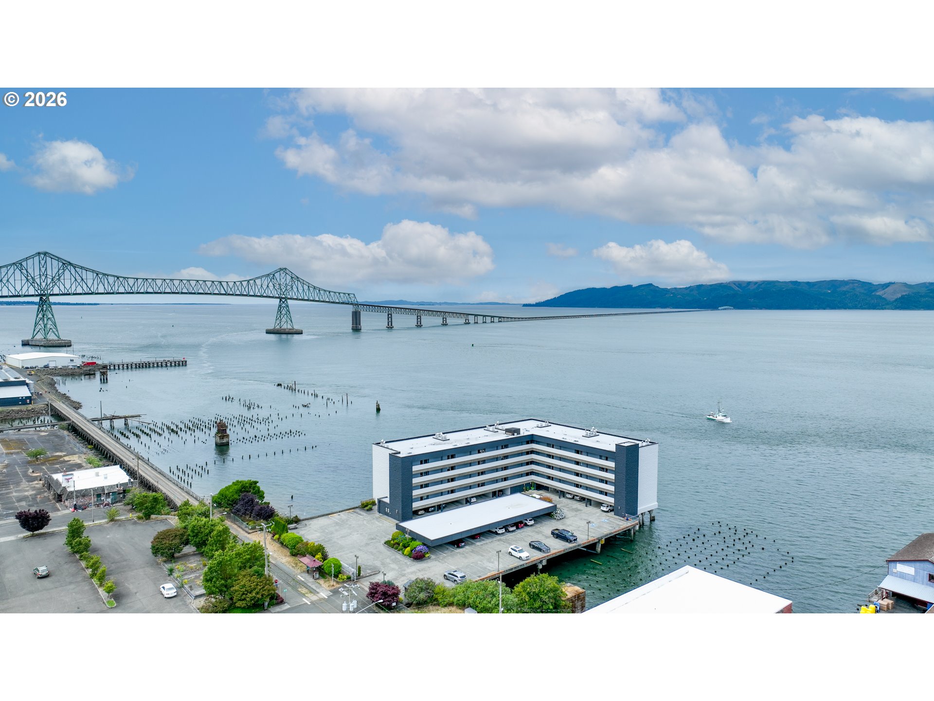 1 3rd Street, Unit 503 Astoria, OR 97103 - Photo 3 of 38