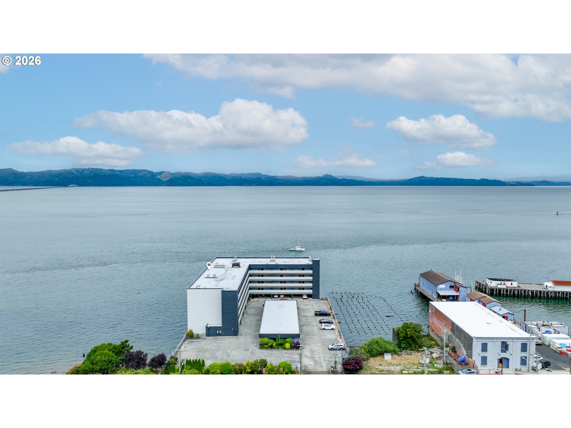 1 3rd Street, Unit 503 Astoria, OR 97103 - Photo 4 of 38