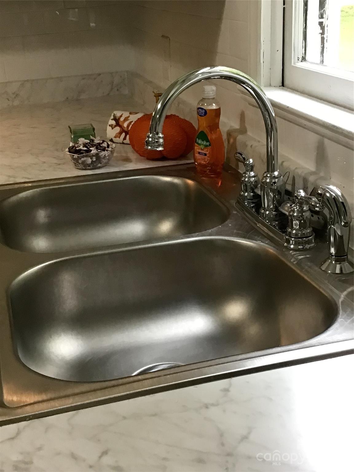 2610 Tablerock Road Lenoir, NC 28645 - Photo 8 of 20