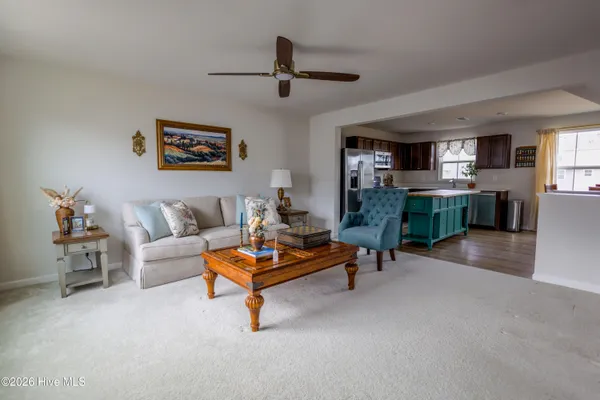 $269,900 | 424 Emerald Shire Way, Zebulon, NC 27597