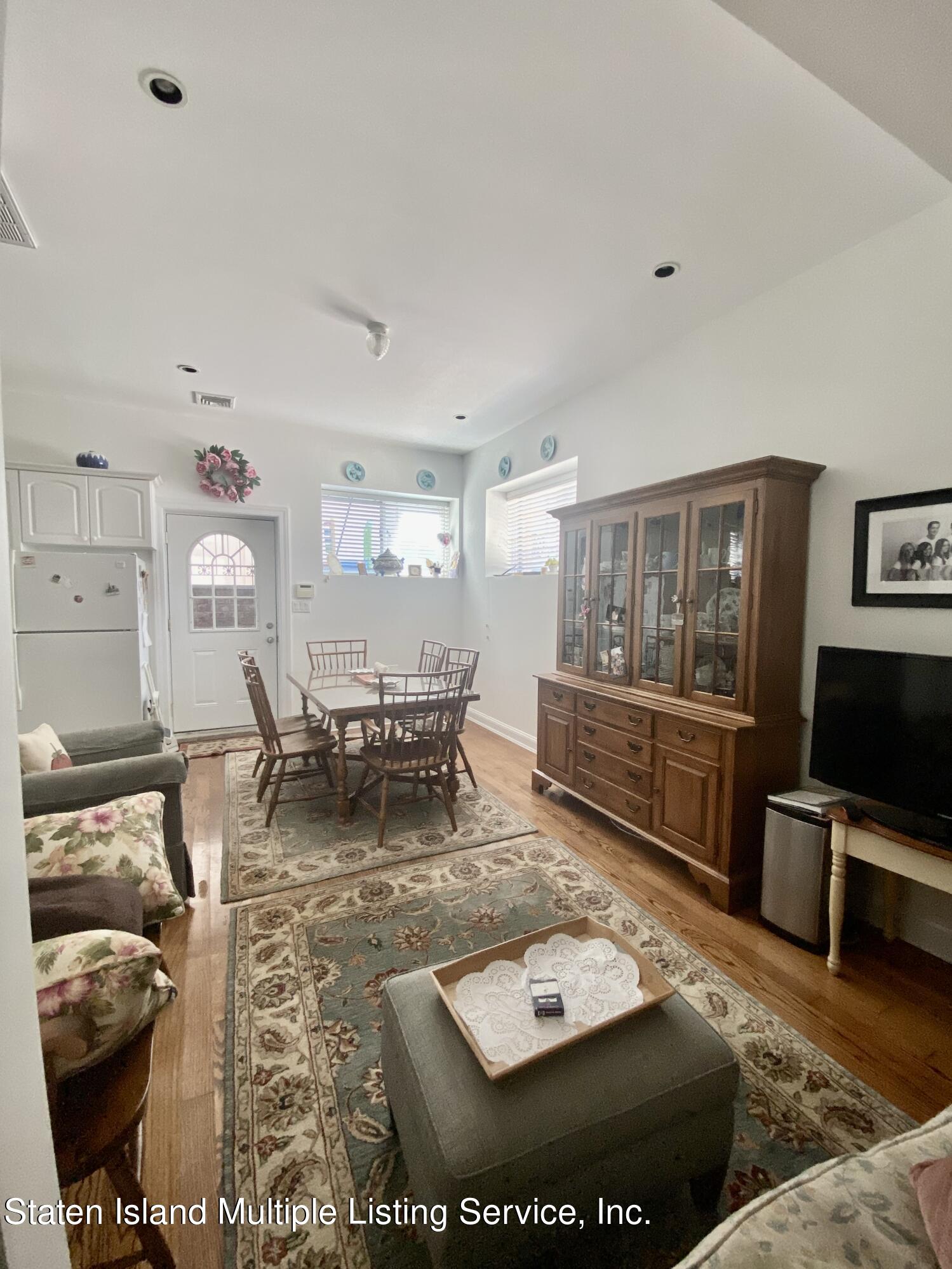 1065 Edgegrove Avenue Staten Island, NY 10309 - Photo 29 of 36 IMG_9273