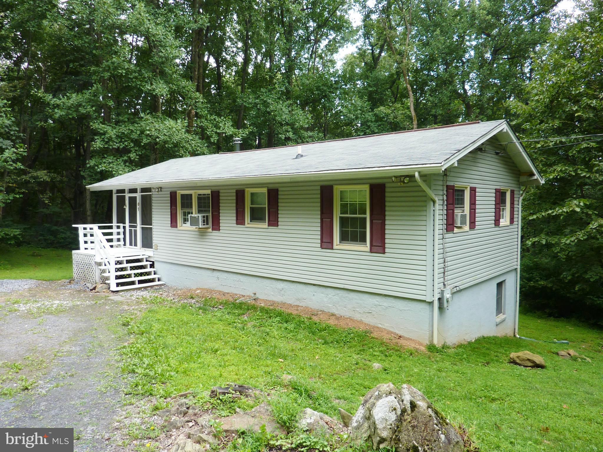 61 Tranquil Lane Linden, VA 22642 - Photo 2 of 24 Exterior (Front)