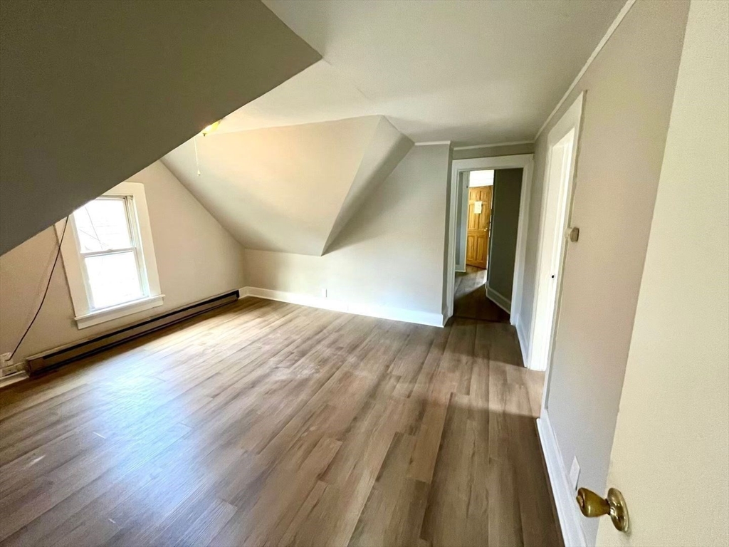 48 Acushnet Avenue Springfield, MA 01105 - Photo 19 of 22