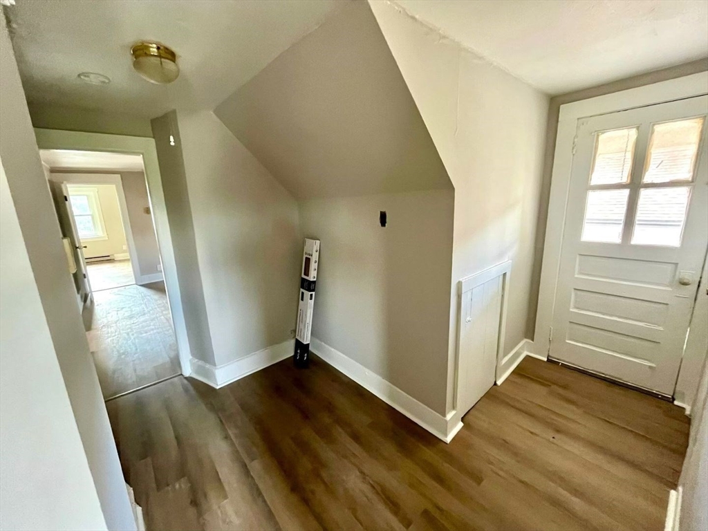 48 Acushnet Avenue Springfield, MA 01105 - Photo 20 of 22