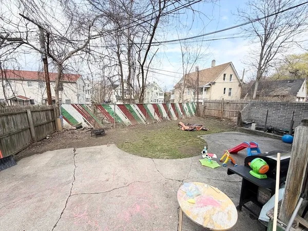 $439,900 | 48 Acushnet Avenue, Springfield, MA 01105