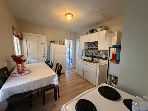 $439,900 | 48 Acushnet Avenue, Springfield, MA 01105