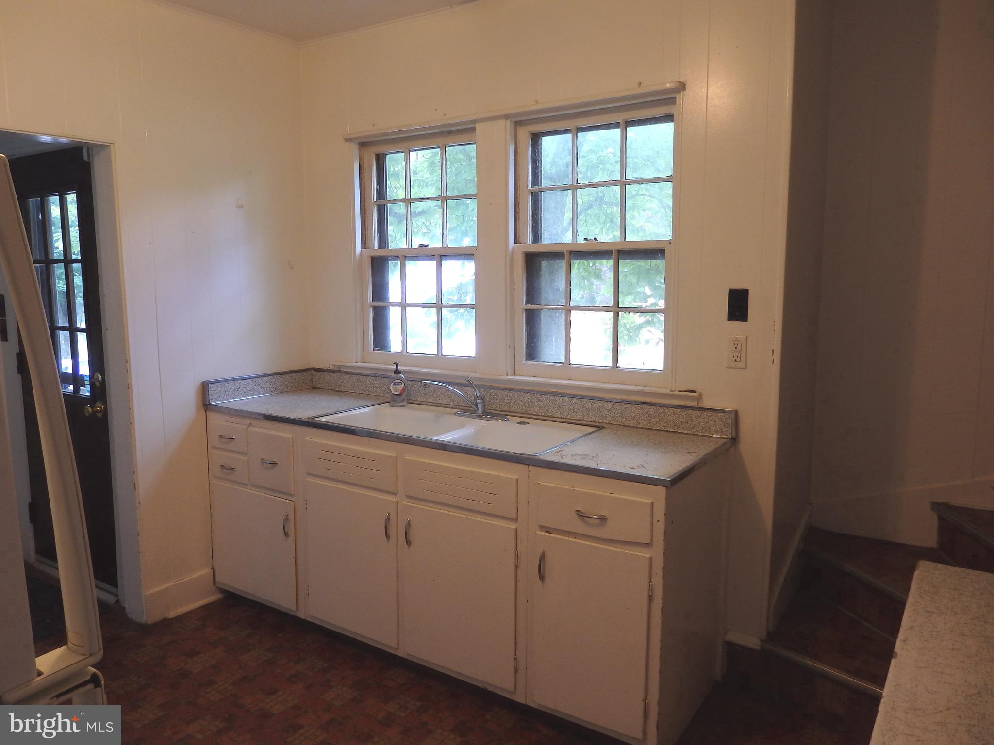 2918 Haverford Road Ardmore, PA 19003 - Photo 11 of 26 Kitchen