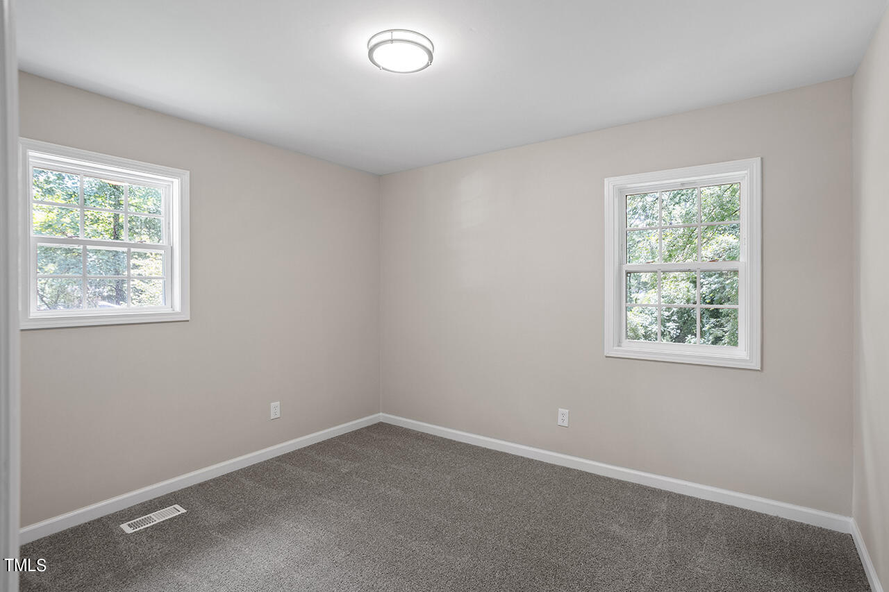 2222 Oak Ridge Boulevard Durham, NC 27707 - Photo 25 of 32 2222 Oak Ridge_29