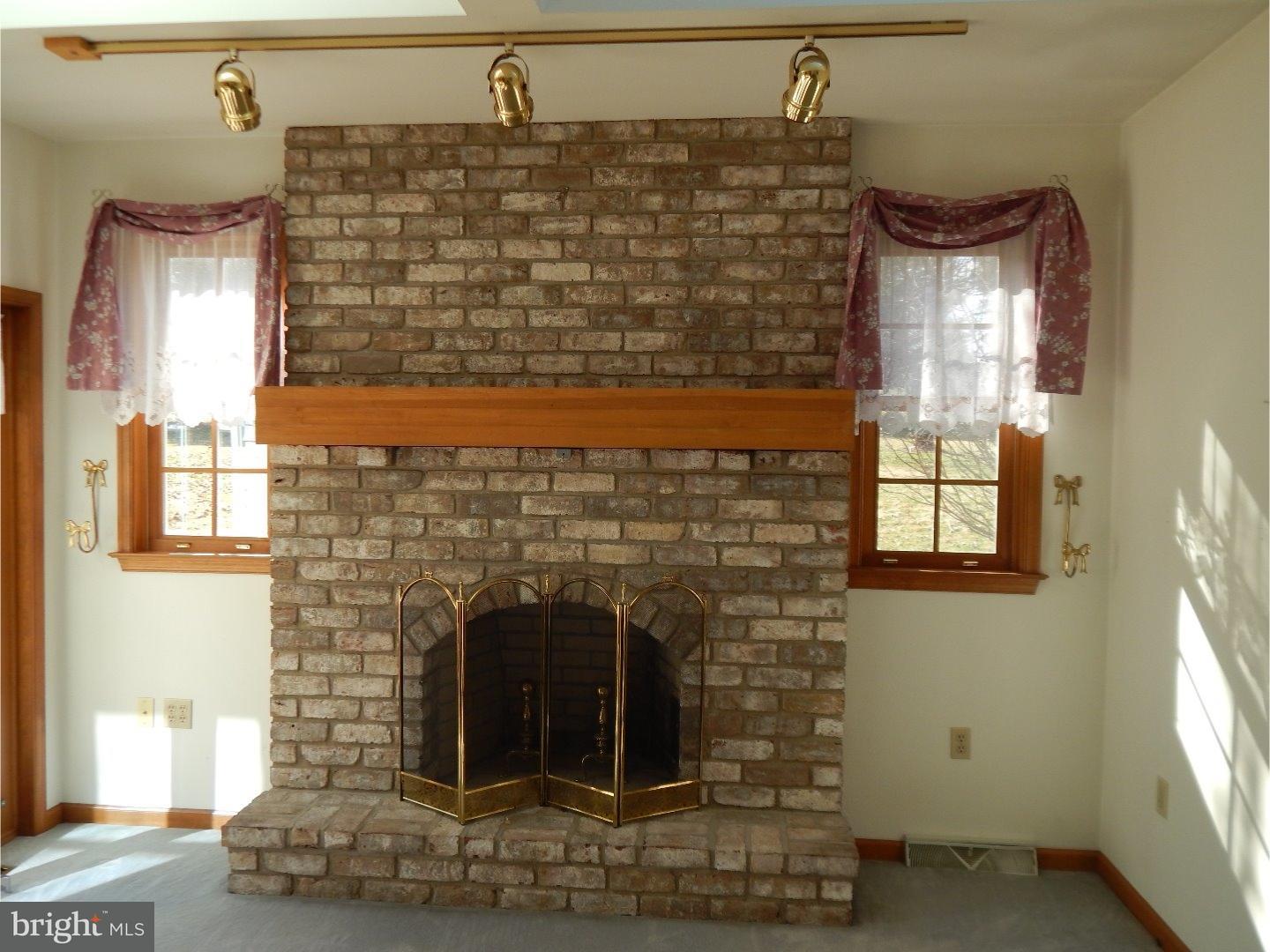 1803 County Line Road Barto, PA 19504 - Photo 4 of 23 Gallery Image 4
