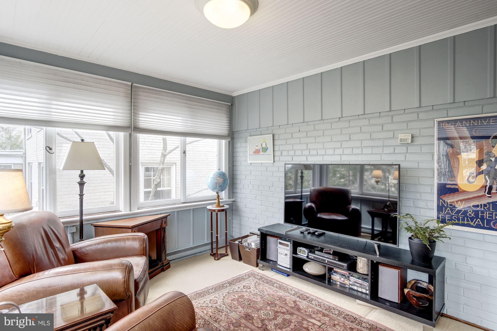 2833 29th Place Northwest Washington, DC 20008 - Photo 13 of 42 Den-Another View