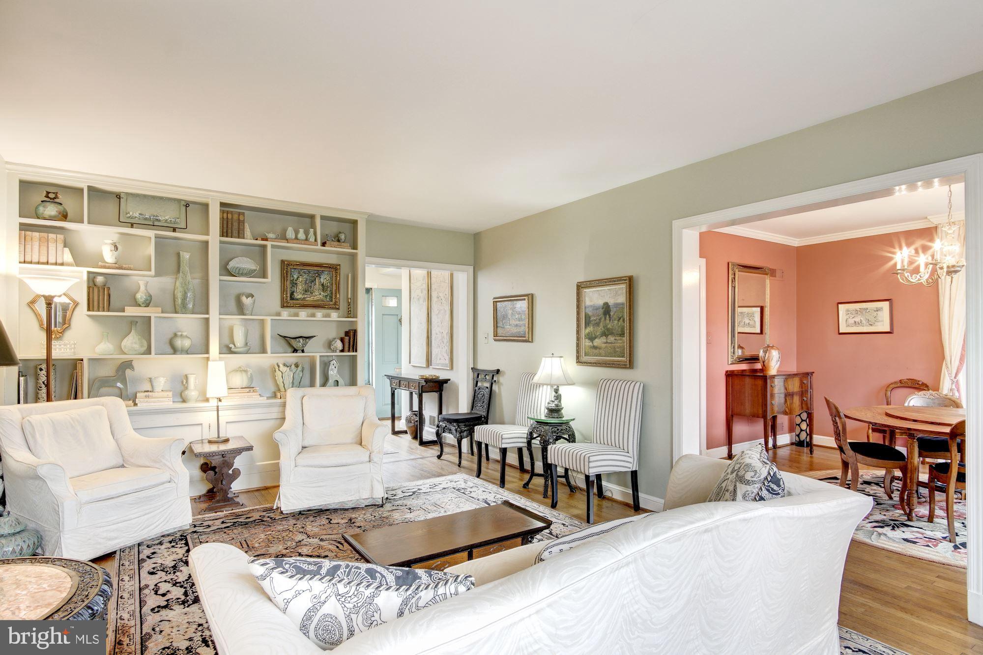 2833 29th Place Northwest Washington, DC 20008 - Photo 14 of 42 Wall of Built-Ins for Your Collectibles