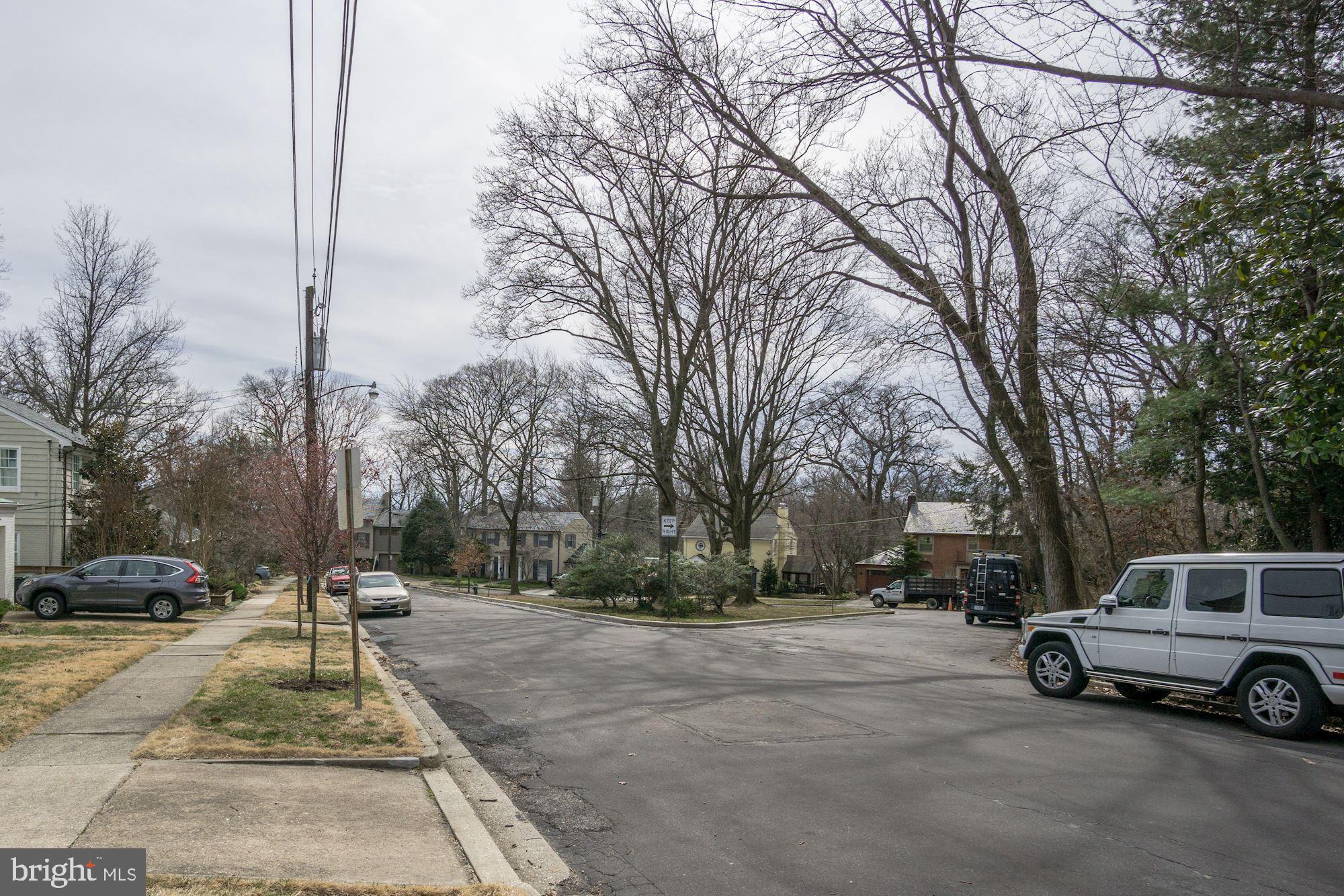 2833 29th Place Northwest Washington, DC 20008 - Photo 36 of 42 Quiet Cul-de-Sac