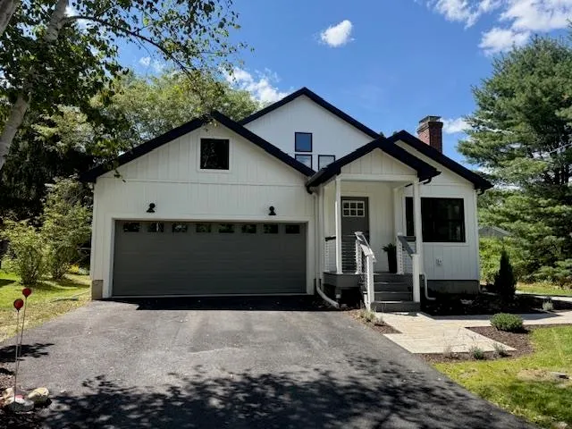 $892,500 | 14 Orchard Lane, Williamstown, MA 01267