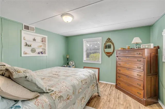 $2,700 | 130 Indian Creek Road, Oak Hill, FL 32759