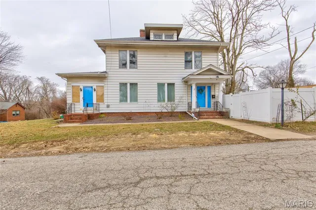 $165,000 | 2701 Watalee Street, Alton, IL 62002