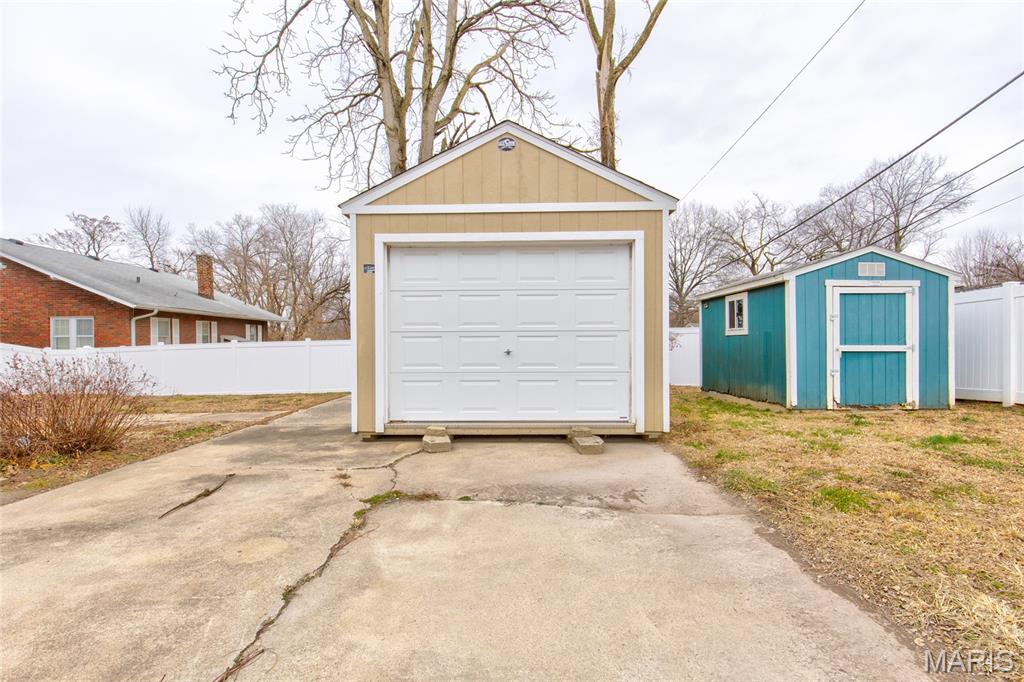 2701 Watalee Street Alton, IL 62002 - Photo 4 of 26