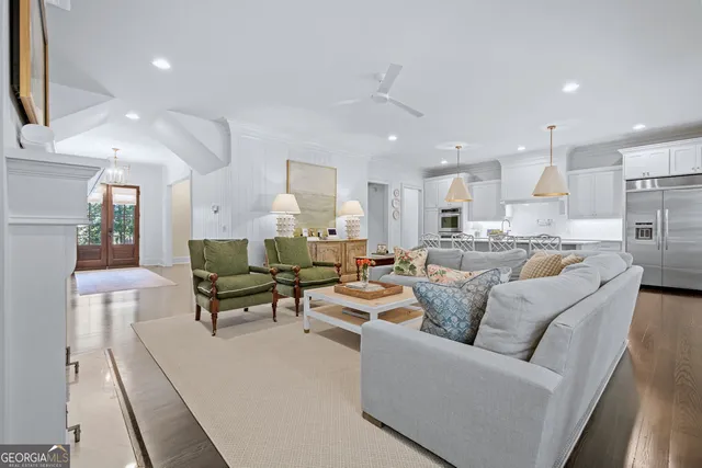 $1,375,000 | 6207 East Forest Lake Drive, Tifton, GA 31794