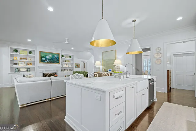 $1,375,000 | 6207 East Forest Lake Drive, Tifton, GA 31794