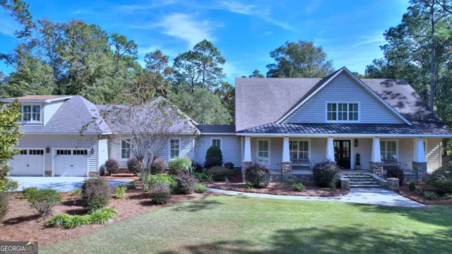 $1,375,000 | 6207 East Forest Lake Drive, Tifton, GA 31794