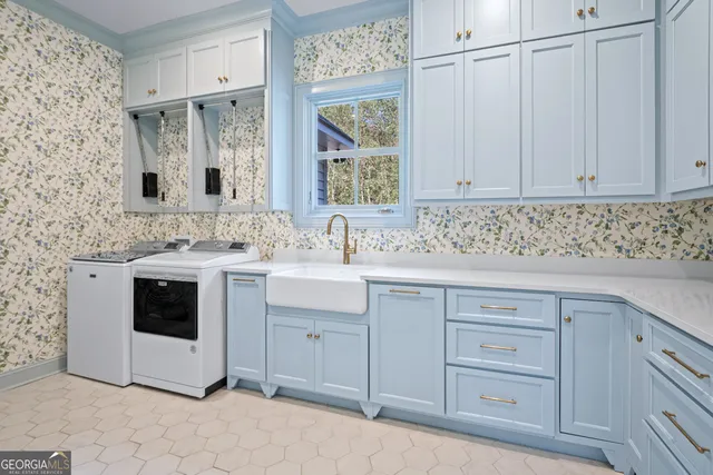 $1,375,000 | 6207 East Forest Lake Drive, Tifton, GA 31794